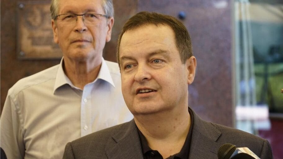 108238584 31278754 b