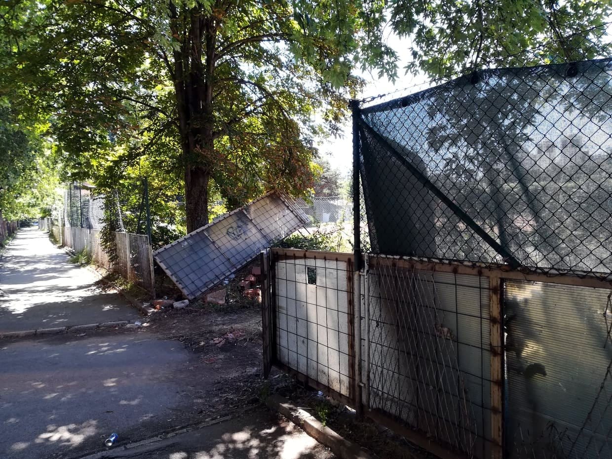 Rusenje terena1; foto: JV-J. A