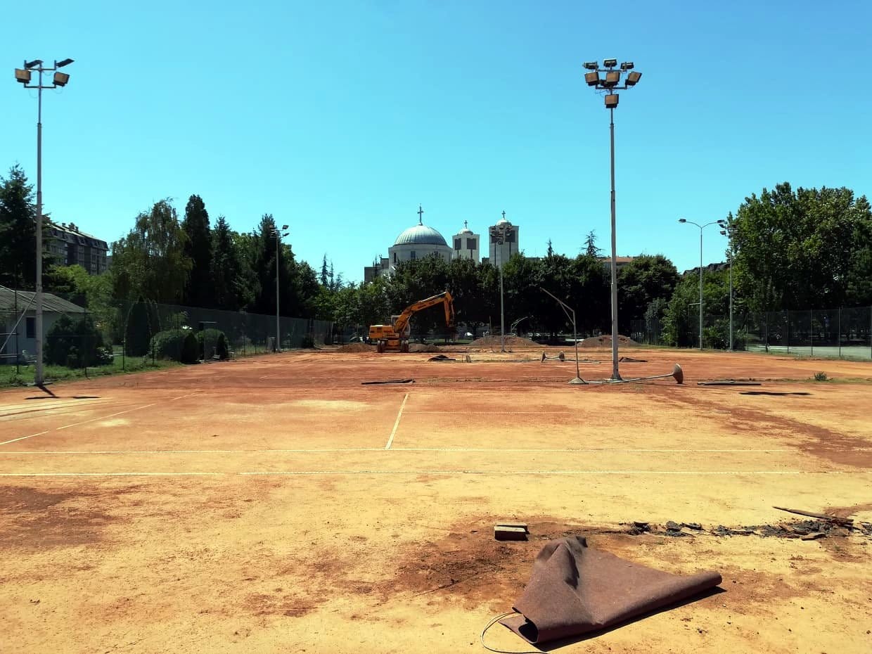 Rusenje terena2; foto: JV-J. A