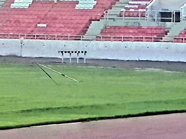 Kuplje u terenu Cair foto FK Radnicki