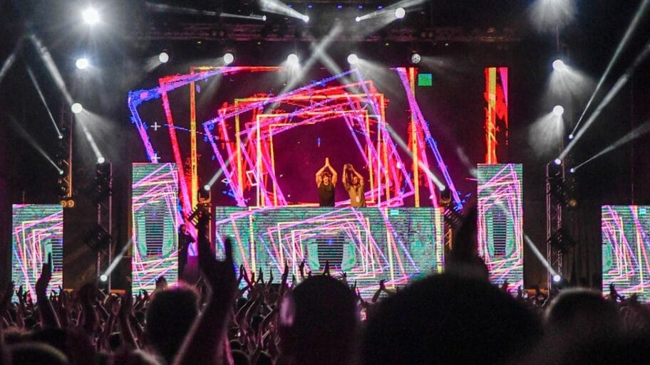 Klabing: Najčudnije lokacije za žurke 19 108309576 gettyimages 1153961681