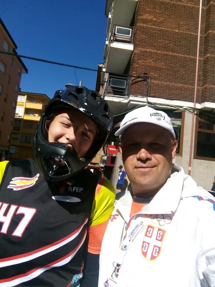 mia dedinac i trener, ski klub besna kobila, foto ski klub besna kobila