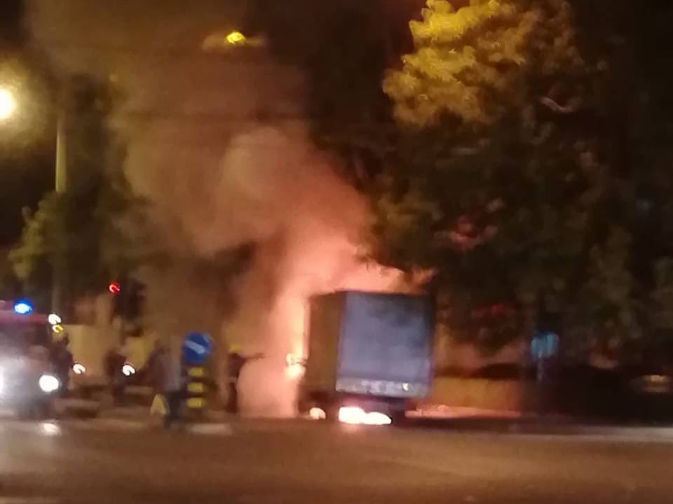 IMG f1c442a23c7d37b4f59ff4d9cd88f1cc V Cropped