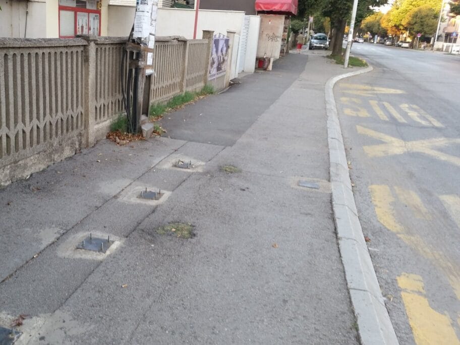 Autobusko stajaliste Knjazevacka foto Citalac