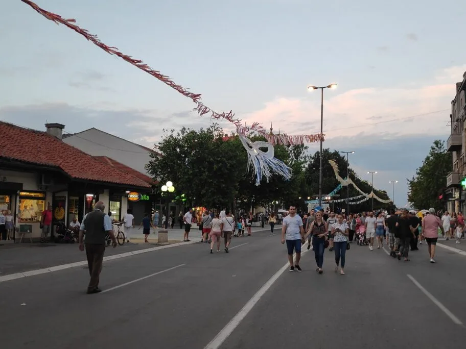 Bulevar oslobodjena Leskovac 2 foto Bojana Antic jpg3268