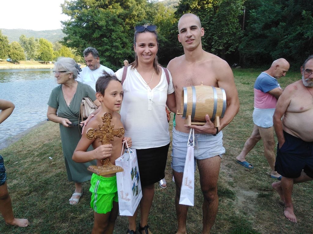 pobednici plivanja Vinski bal 2019 foto Agencija Publika