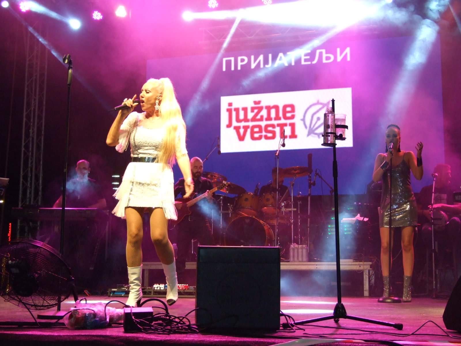 received 454553875130428