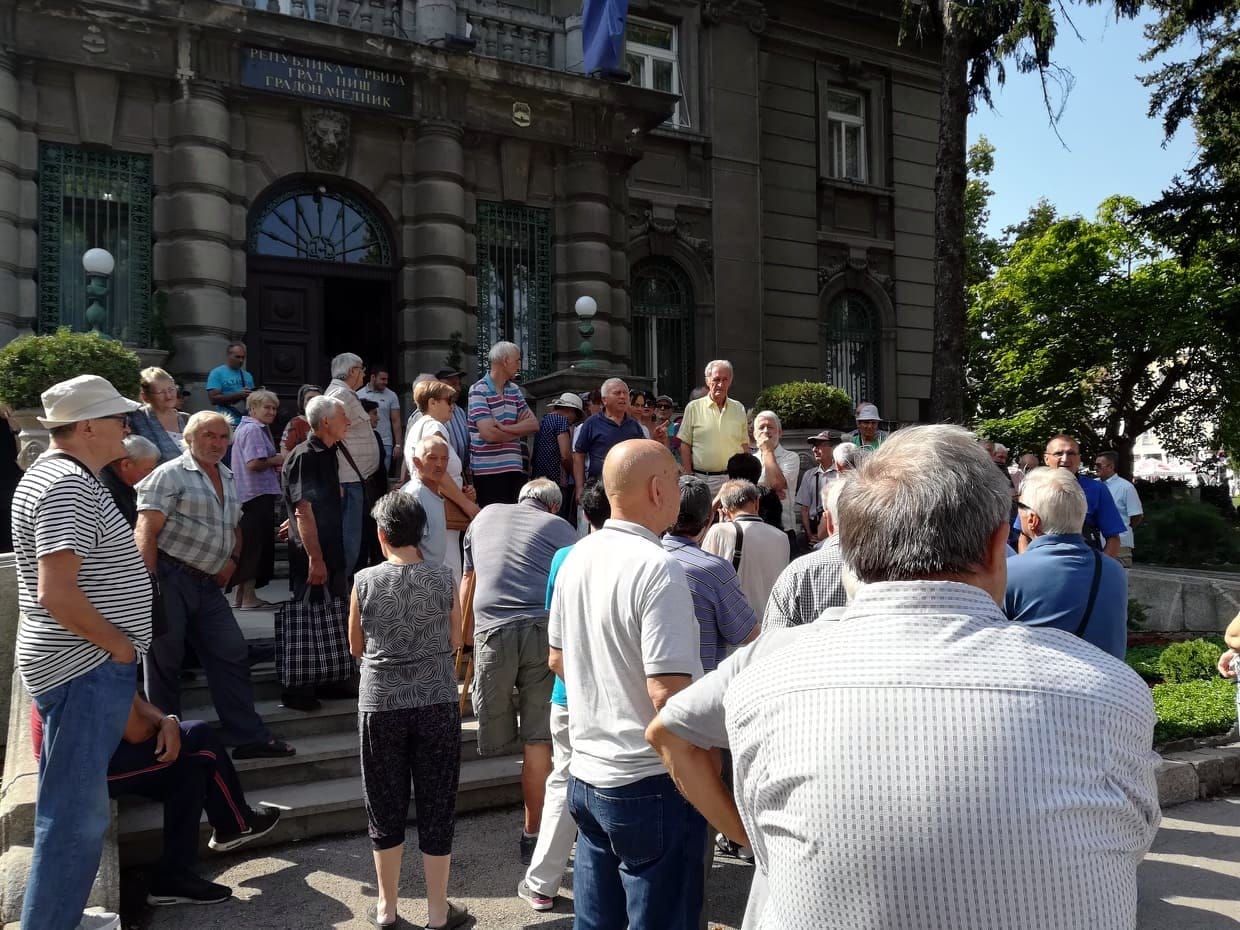 Protest radnici1 avgust 2019 foto JV J A