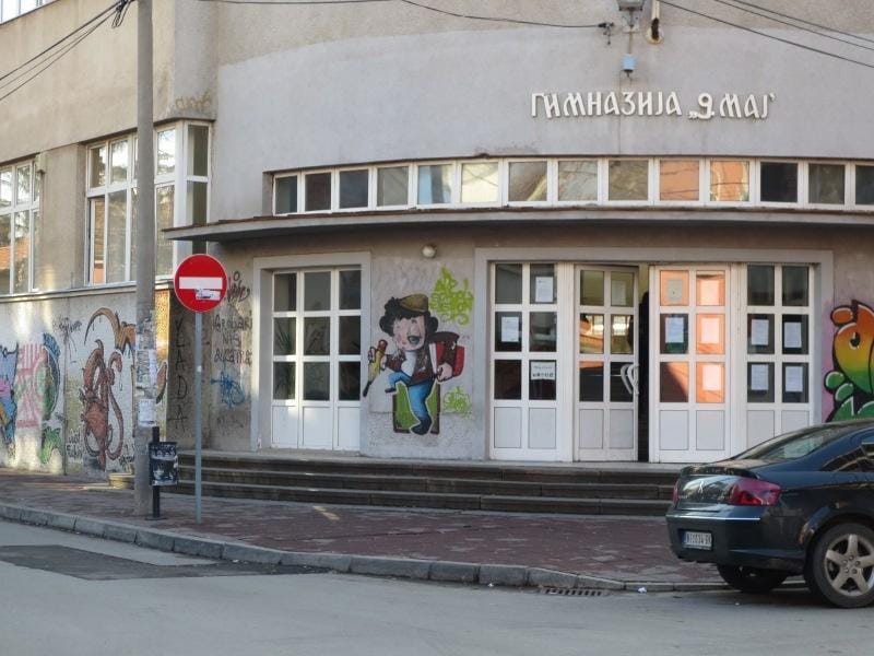 Gimnazija 9 maj foto JV