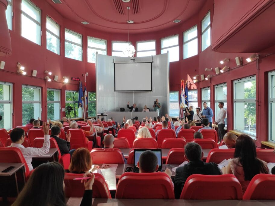 70392645 398998297485706 7675180482929098752 n