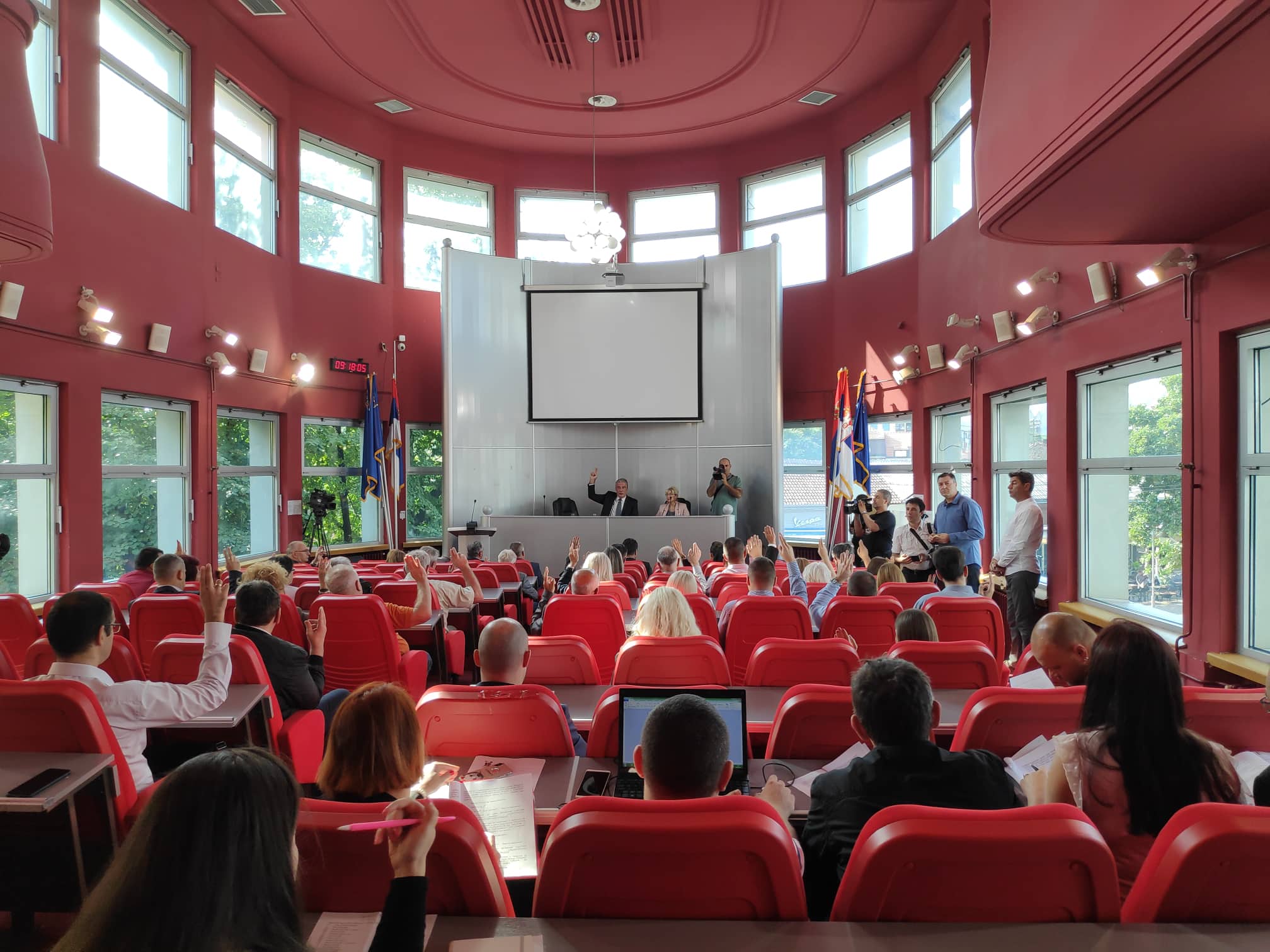 70392645 398998297485706 7675180482929098752 n