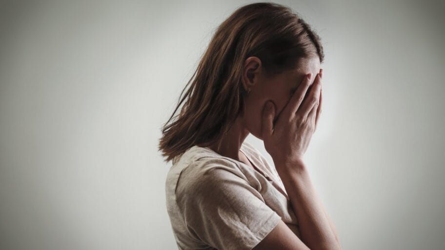 Pornhab profitira od osvetničke pornografije 16 108626387 anonymouswoman