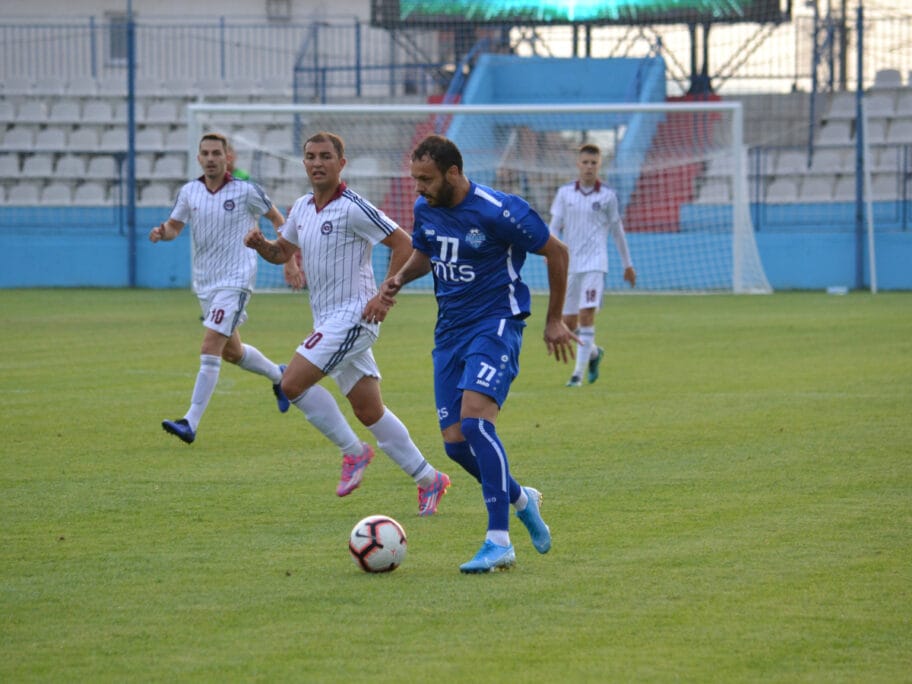 fk radnik sileks foot fk radnik