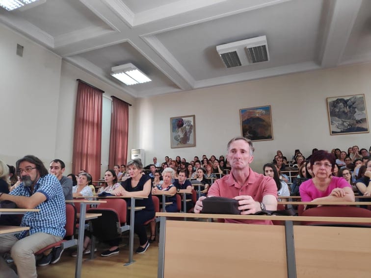 Amfiteatar komemoracija foto V M R