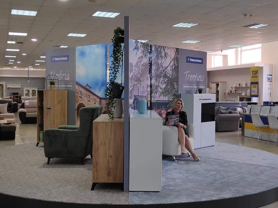 Platforma italijanskih kolekcija Forma Ideale foto V M R