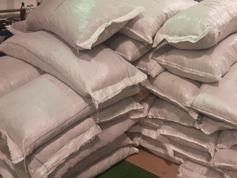 Tona i po marihuane zaplenjena na Gradini 7 marihuana dzakovi policija