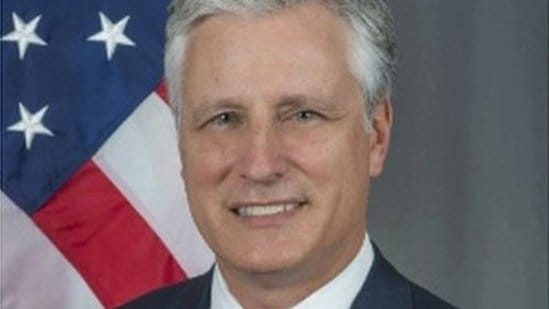 108856376 robert obrien official portrait 250 1