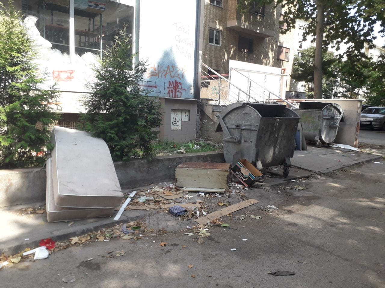 Prijavi problem-Kabasti otpad