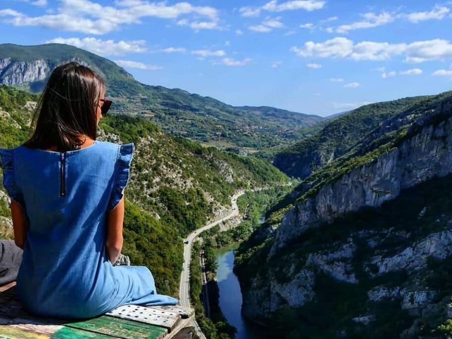 Ana u Sicevu foto Serbian adventures