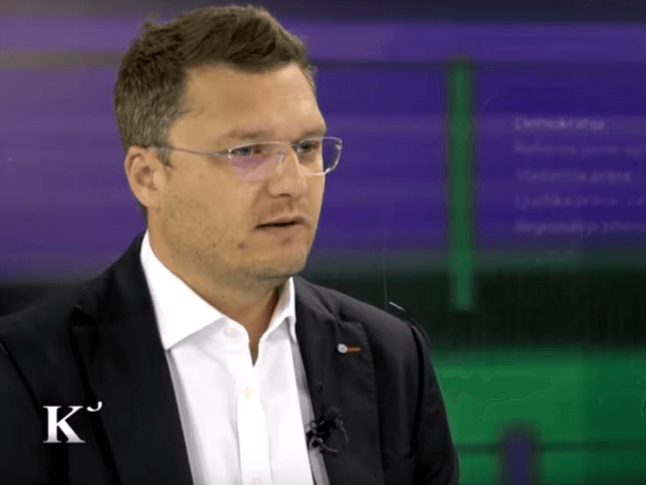 Rasa Nedeljkov CRTA Kvaka 23 Fonet foto print screen yputube