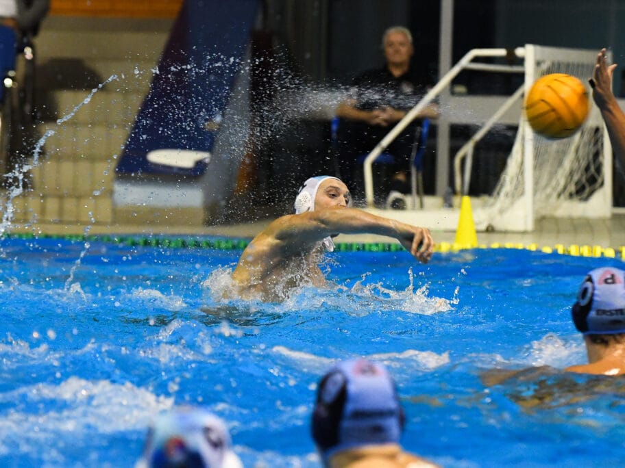 Uros Vasic Nais vaterpolo foto Juzne vesti Vanja Keser