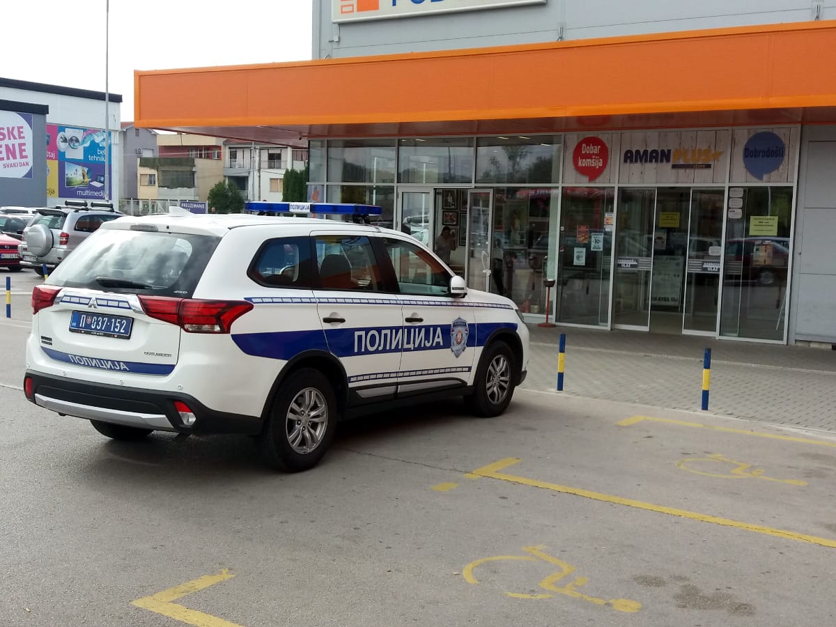policija nepropisno2 foto T.N