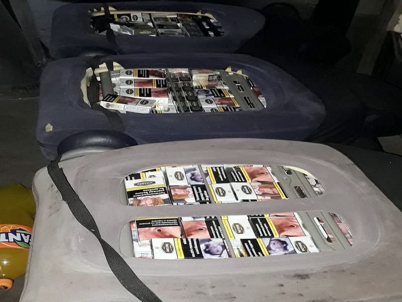 sakrivene cigarete u sedistima foto Uprava carina