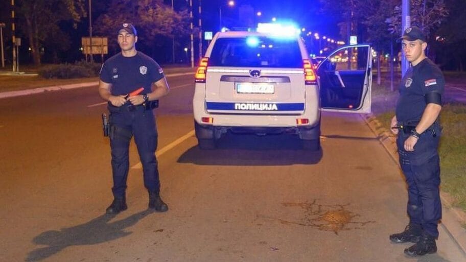 109256282 33645881 b