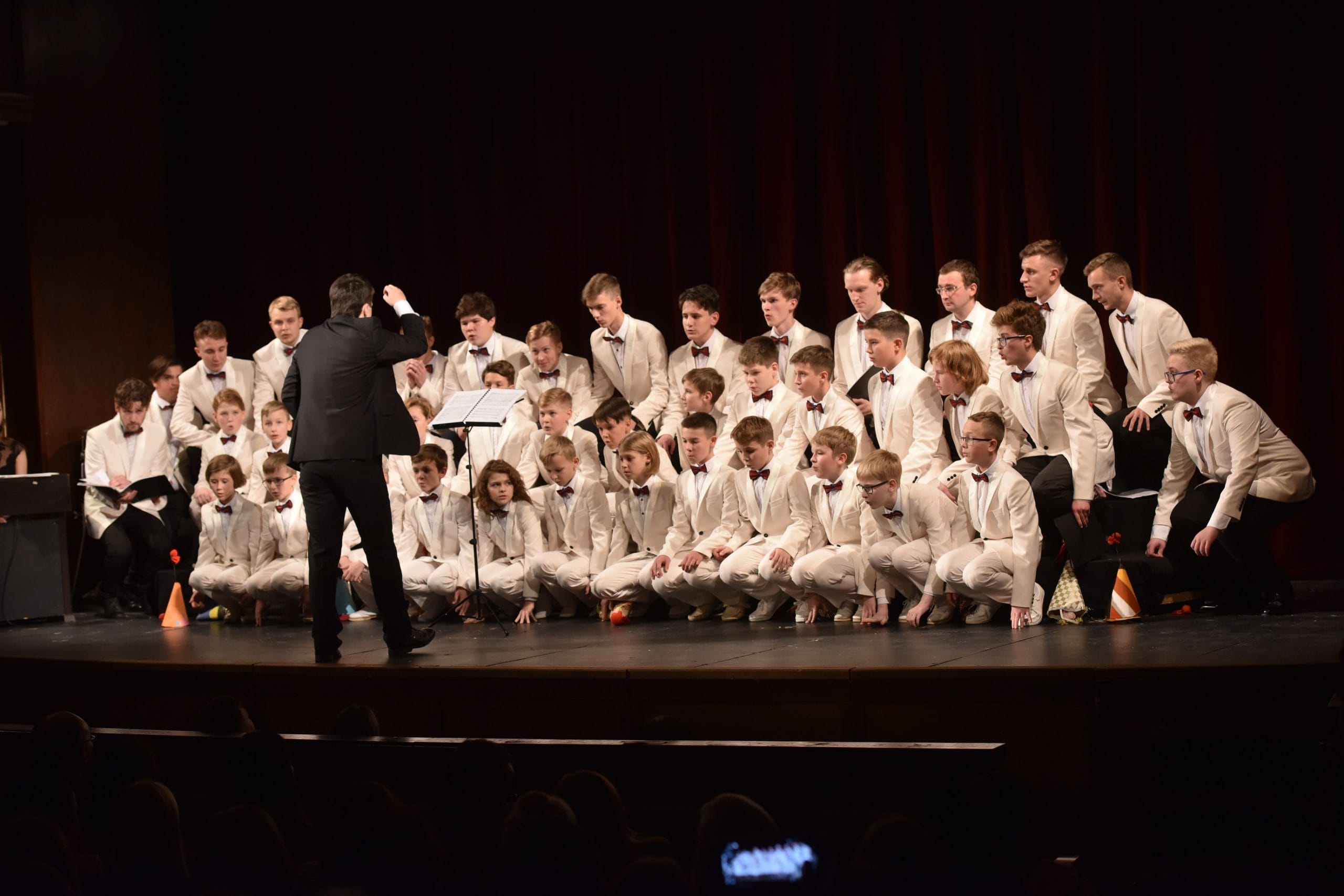 Ruski hor Kapela dečaka i mladića- (2)