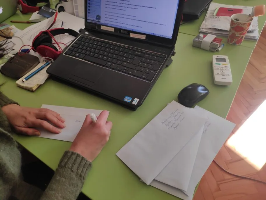 Pisma sa pitanjima novinara stigla načelniku Gradske uprave, čekaju se odgovori 9 pisma foto stefan markovic scaled