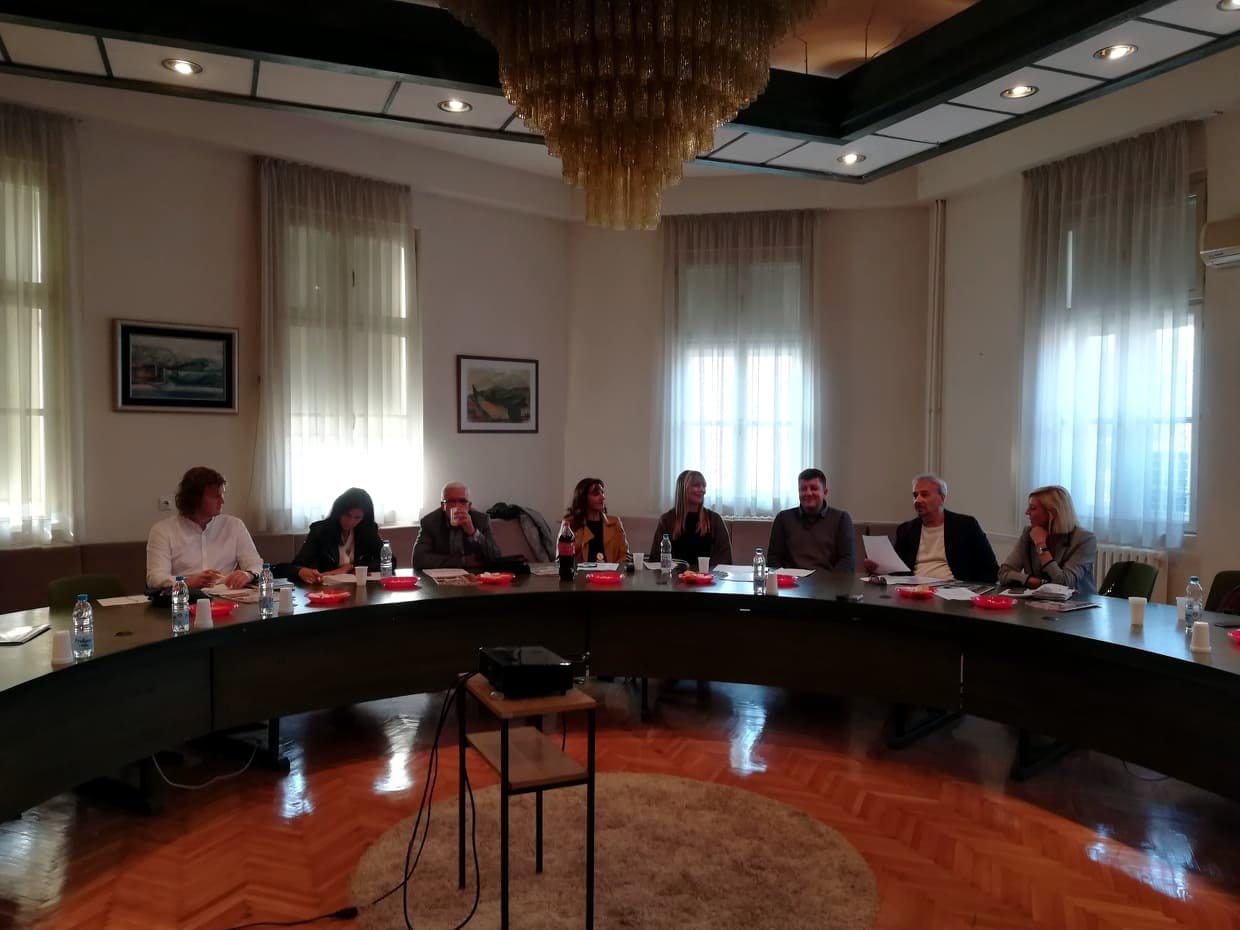 Nisvil i festivali sastanak foto JV