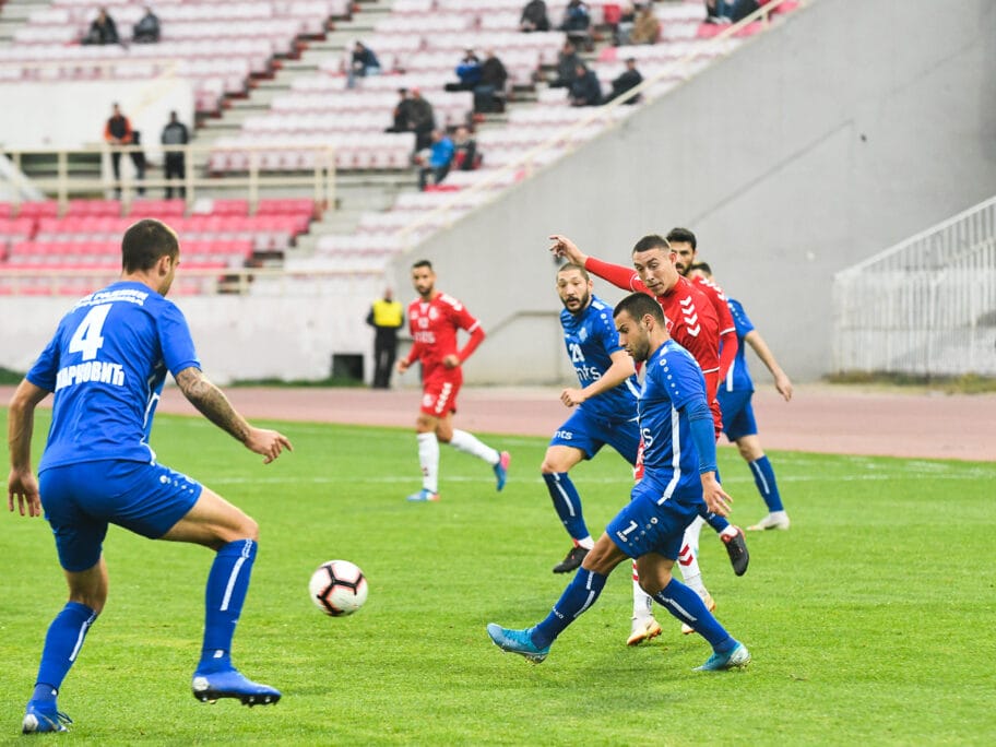 Radnički bez pobede u Surdulici, remi ostavio Nišlije u zoni ispadanja 1 Radnicki Radnik fudbal oktobar 2019 foto Juzne vesti Vanja Keser