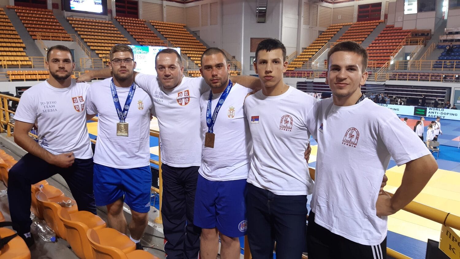 Aleksinčanin seniorskoj evropskoj tituli dodao juniorsku 2 aleksincani grupno, nif