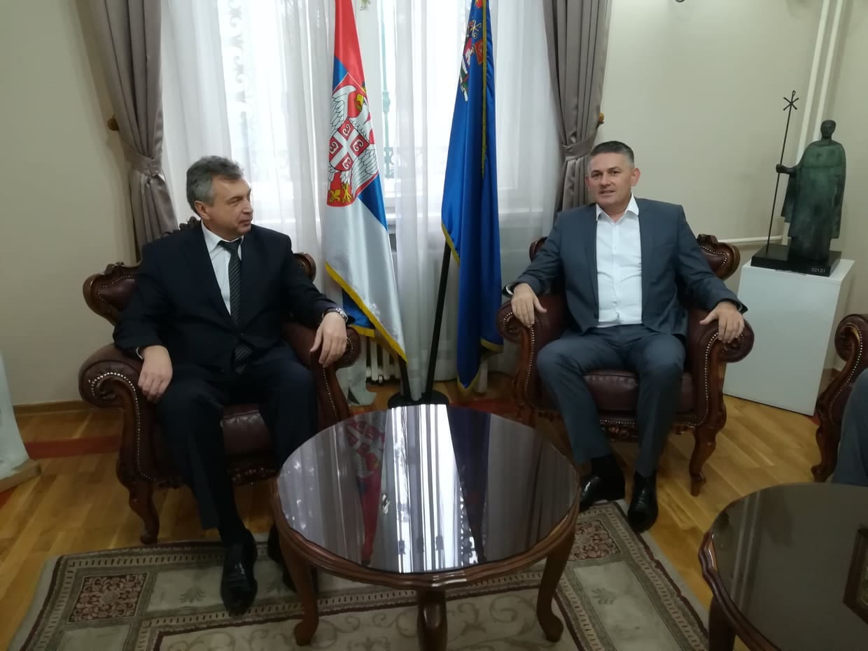 75543662 397959624444175 249401844571308032 n