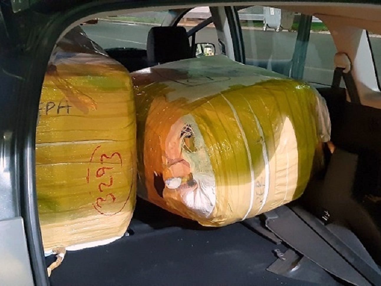 Paketi Gradina foto Uprava carina