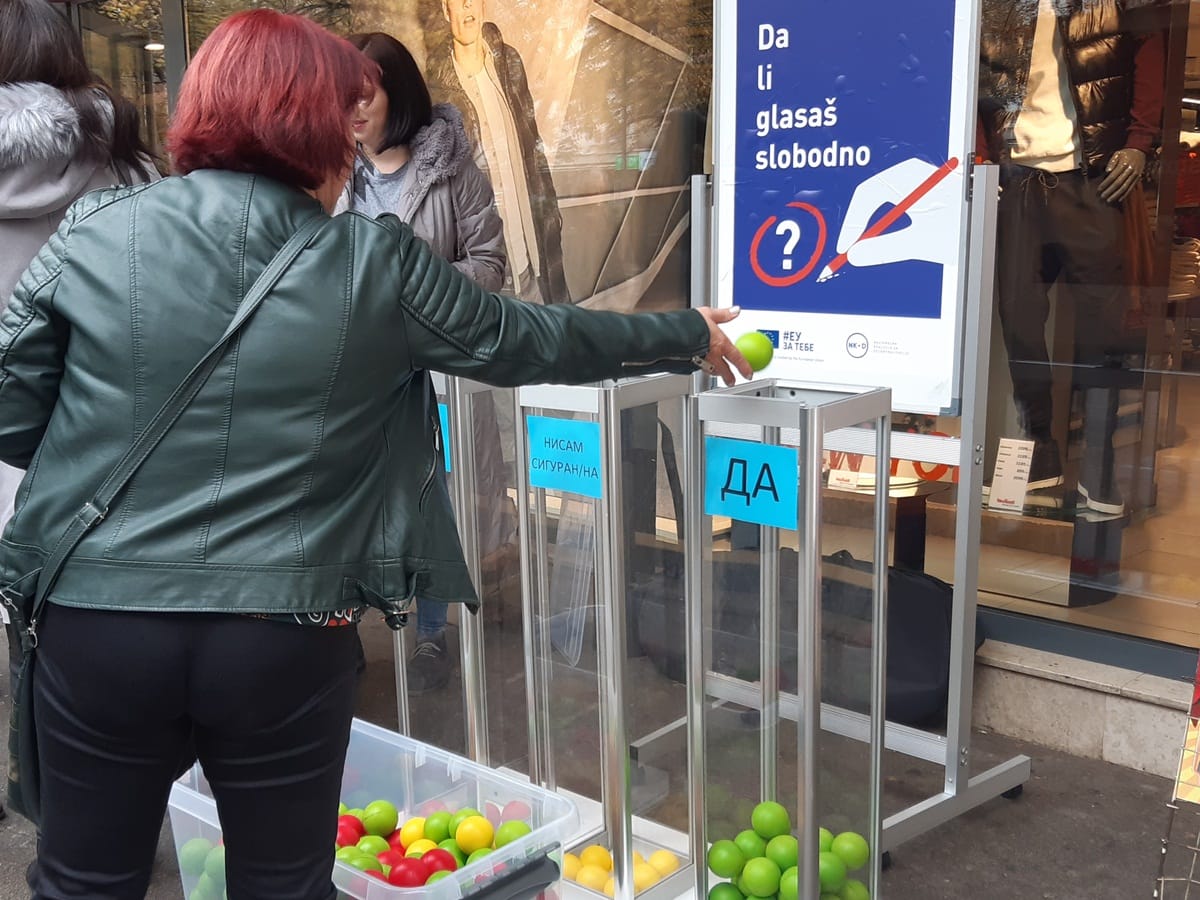 NKD: Leskovčani smatraju da glasaju slobodno 1 NKD akcija Leskovac 3 foto Bojana Stamenkovic