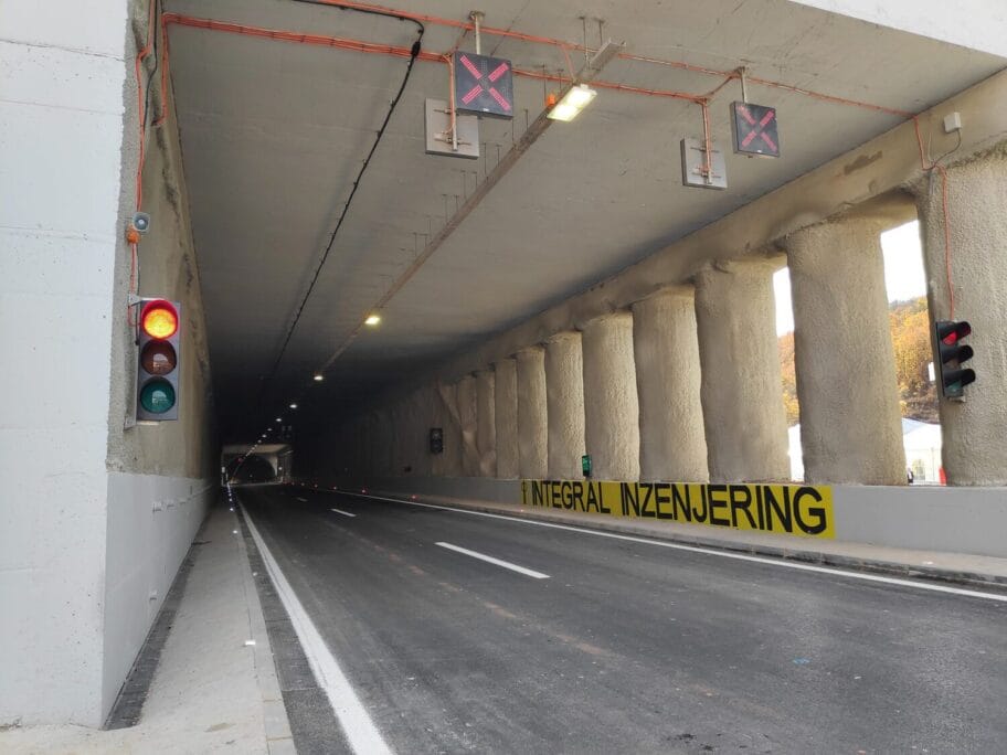 auto put foto stefan markovic scaled