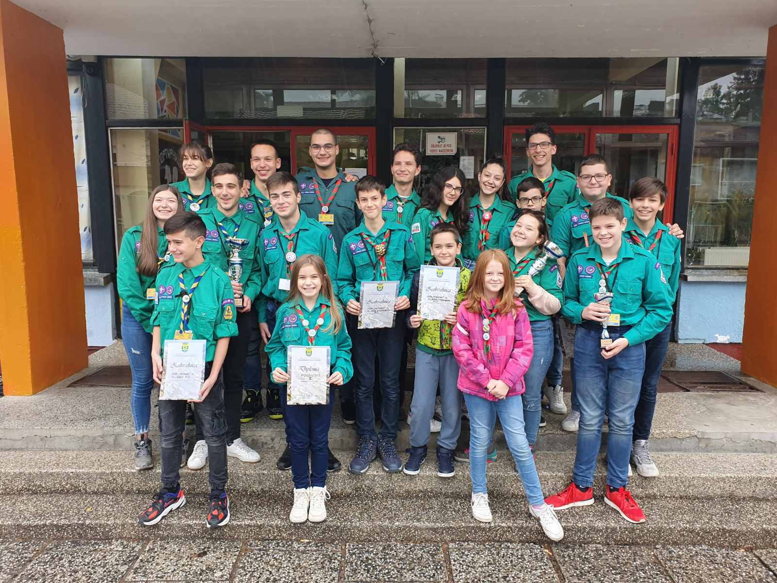 Niškim izviđačima prva tri mesta na akciji u Banjaluci 1 Izvidjaci Banja Luka foto Odred izvidjaca Mija Stanimirovic