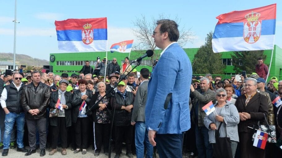 109709887 32860598 b