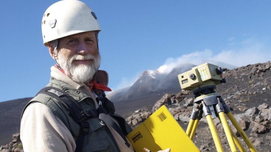 Italija i Etna: Planinski čovek slavi pola veka od dolaska na vulkan 12 109807334 2