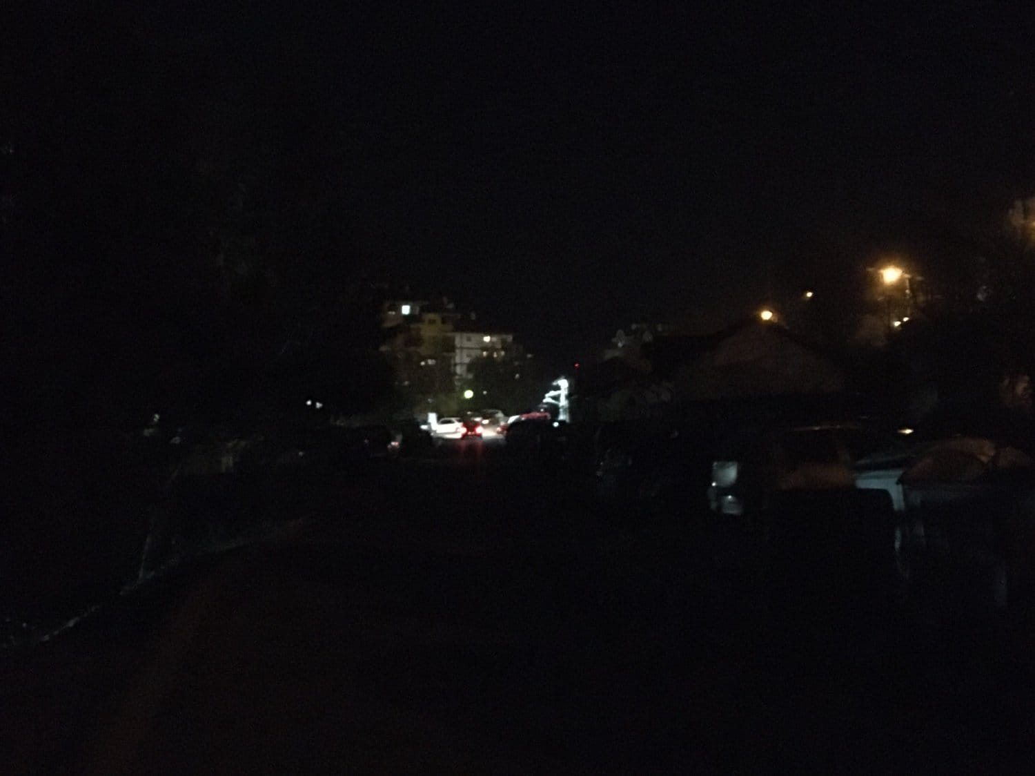 Neosvetljen deo Mokranjčeve u Nišu, građani traže dodatne svetiljke 1 Mokranjceva osvetljenje 1 foto citalac Prijavi problem