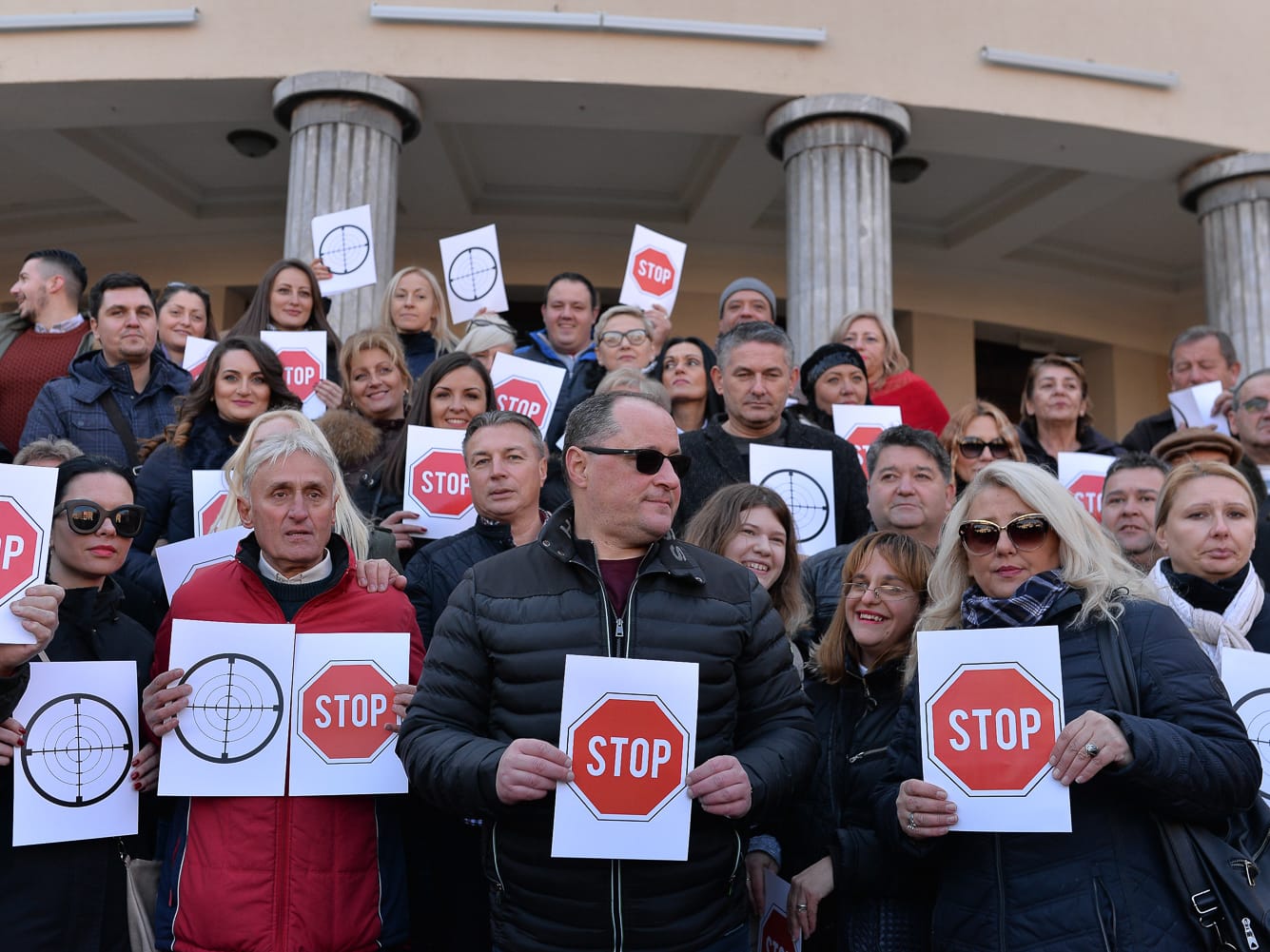 Miting niških naprednjaka prvi javni skup protiv slobode medija, u policiji kriju organizatora 1 VAK 5146