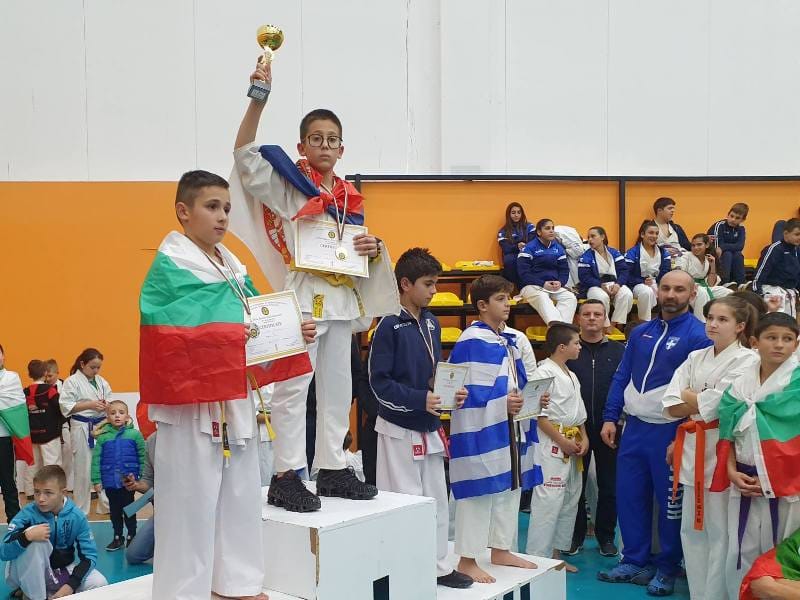 Mladi Piroćanac prvak Balkana u kjokunšai karateu 1 manic foto privatna arhiva