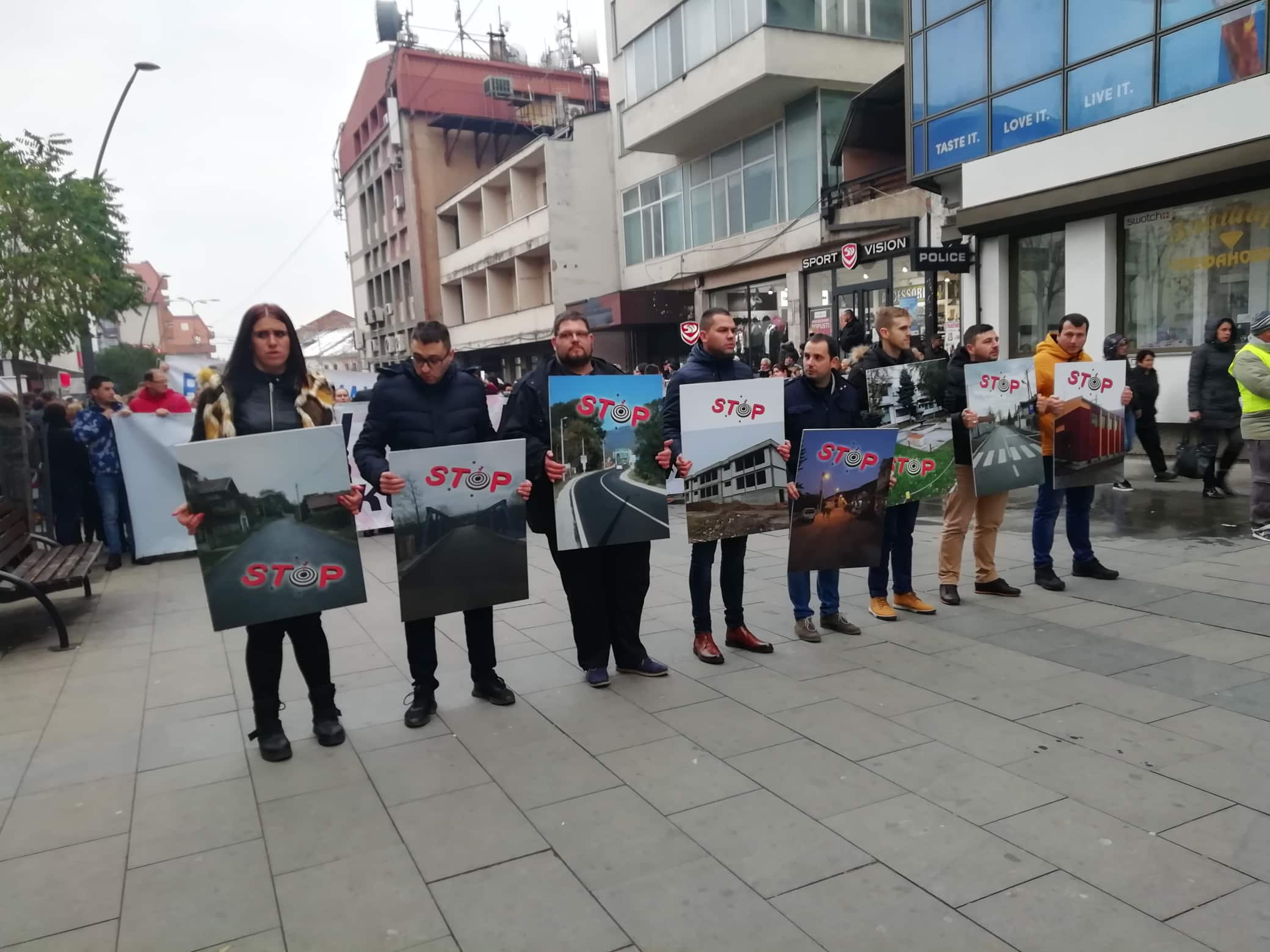 received_725041694658630