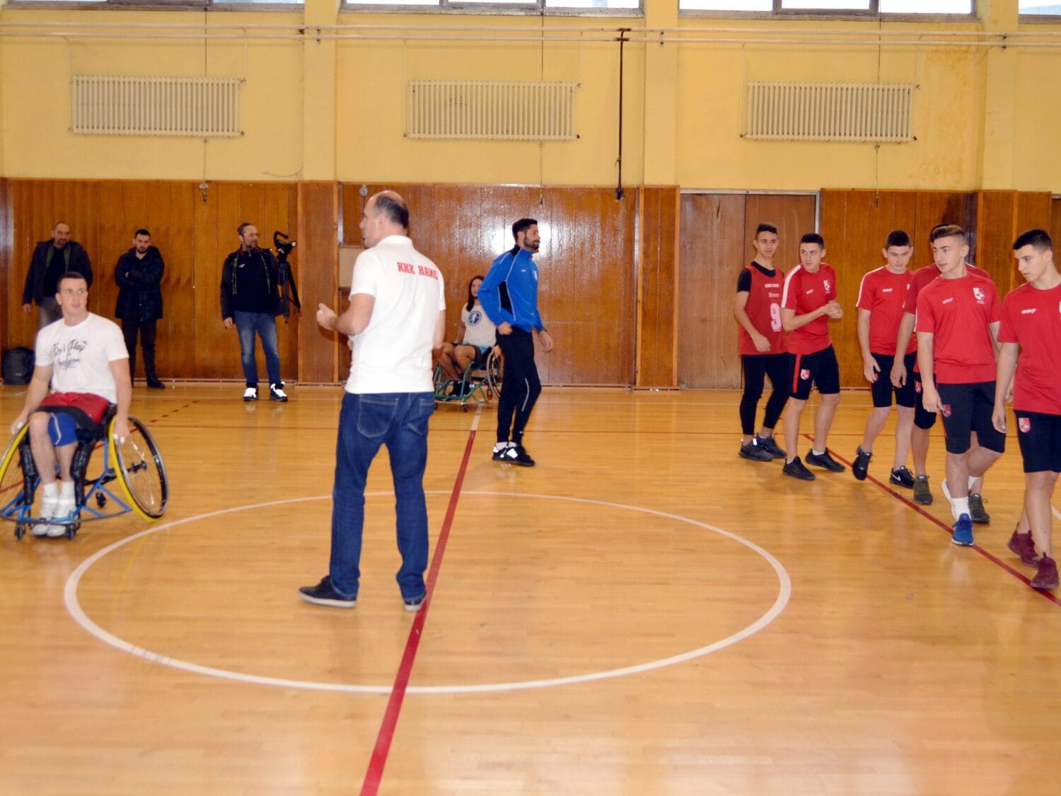 FK Radnicki KKK Nais trening kosarke u kolicima foto FK Radnicki scaled