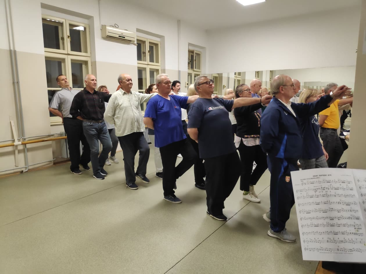 81769209_2440230779551330_917321155189145600_n