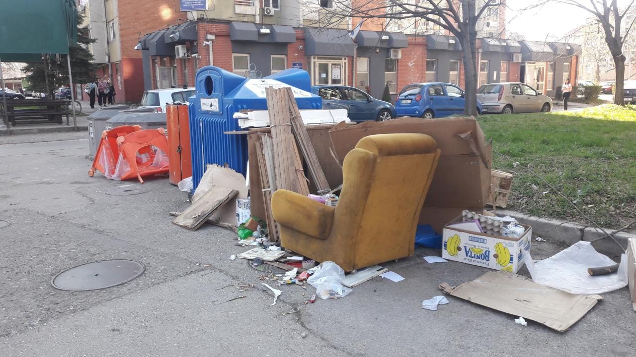 Odlaganje-otpada-Pariske-komune-Prijavi-problem