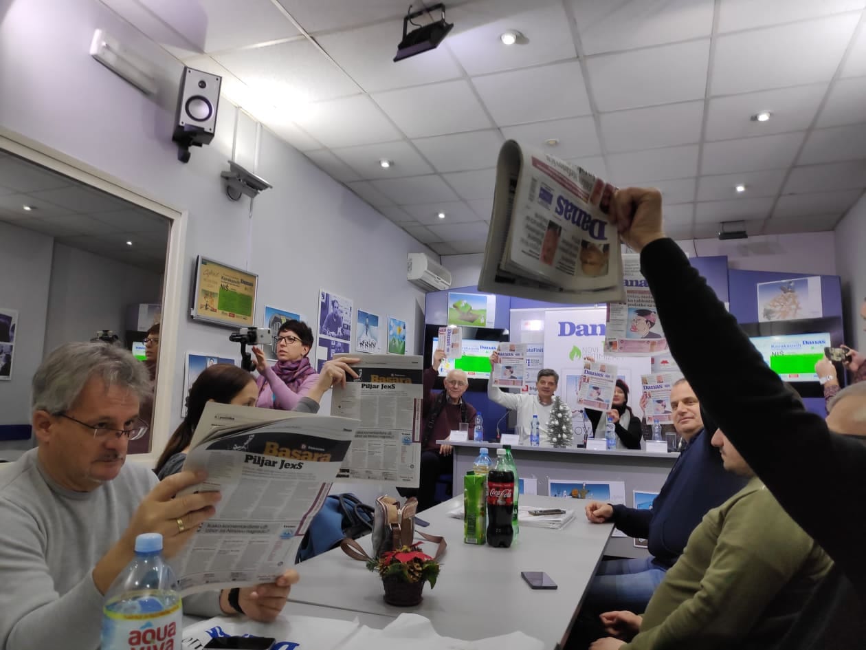 Tribina o slobodi medija na dan oslobođenja Niša - dogorelo je, ostalo je još da pucaju na nas 1 82550838 3001956403181710 1567959377128718336 n