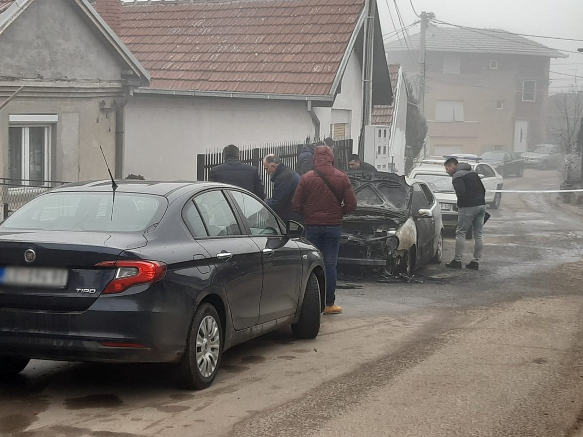 Automobil 3 foto Bojana Stamenkovic