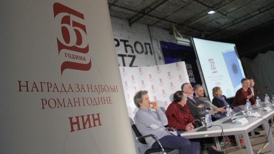 105194329 32320246 b